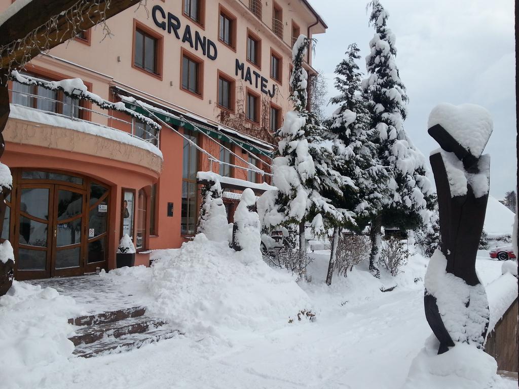 Hotel & Penzion Grand Matej Banska Stiavnica Exterior photo